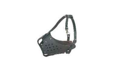 Botnița atac din piele cu placuță de oțel | Siguranța câinelui tău